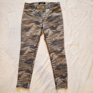 Express mid rise zipper ankle camo jean legging